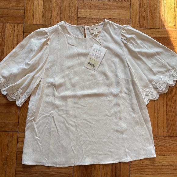 New with tags. Beautiful cream blouse from Sézane - Picture 1 of 5